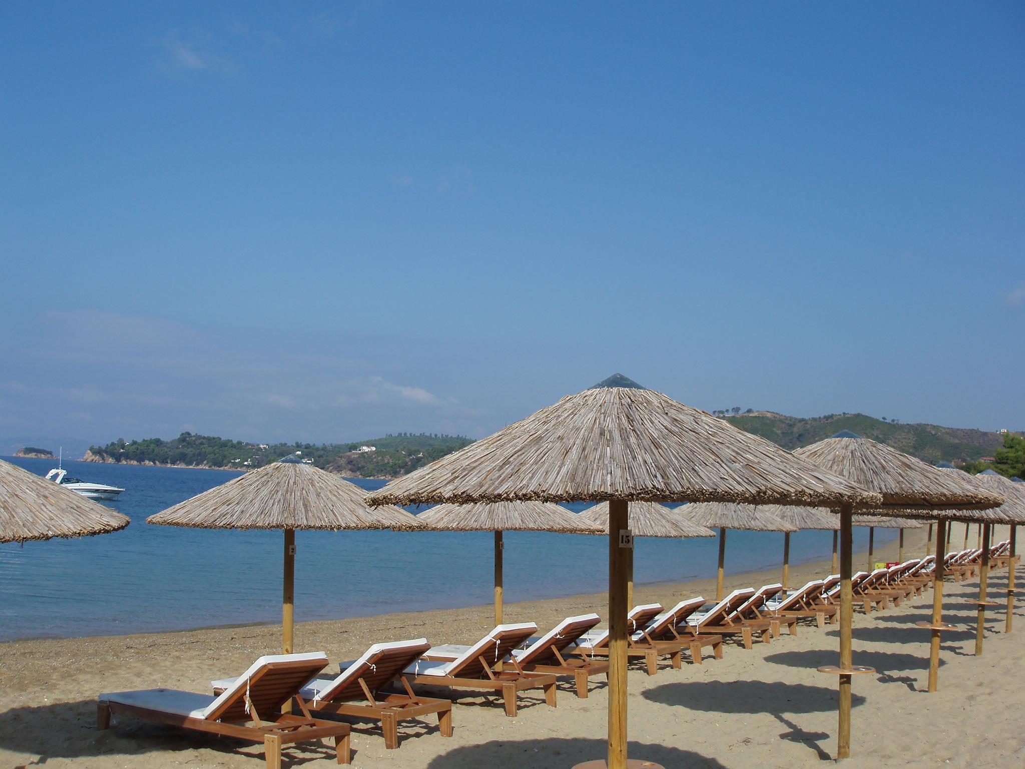 Skiathos Holidays & 3* Vromolimnos
